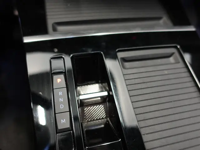 Opel Astra 1.2 130pk GS Line Automaat 2023 Benzine 23