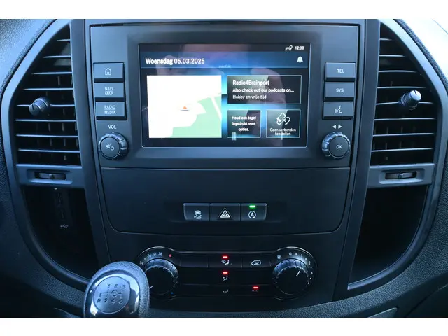 Mercedes-Benz Vito 114 CDI L2 DC 2022 Diesel 5
