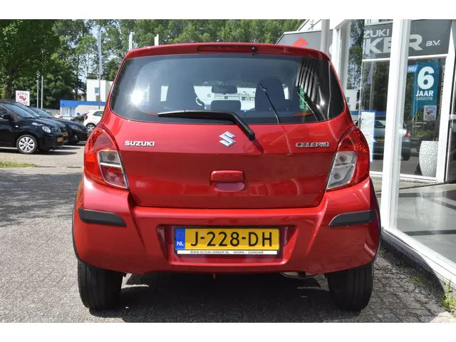 Suzuki Celerio 1.0 Comfort/hoge zit/NLse auto 2021 Benzine 4