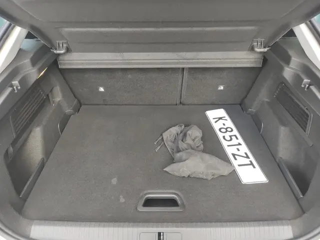Citroën C4 1.2 Puretech Feel Edition 2021 Benzine 24