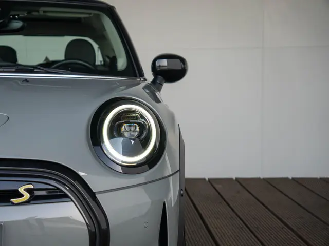 MINI Electric 3-deurs 2022 Elektrisch 10