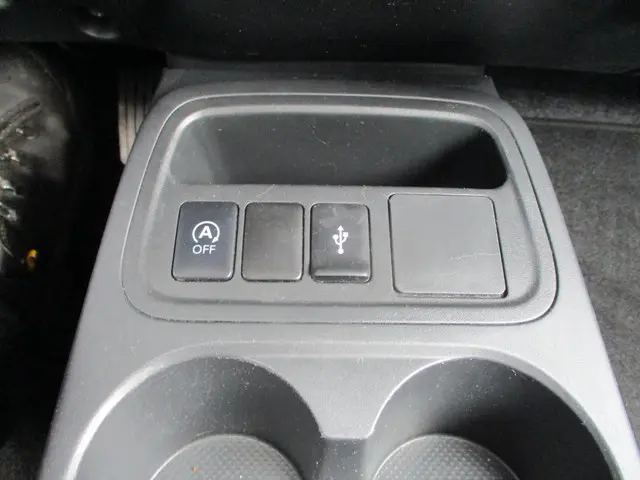 Mitsubishi Space Star 1.2 Cool+ 2022 Benzine 5