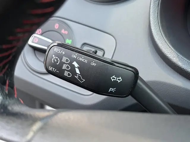 SEAT Ibiza 1.0 EcoTSI FR Connect 2016 Benzine 23