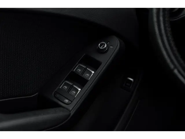Audi A4 Avant 1.8 TFSI Pro Line S 2014 Benzine 28