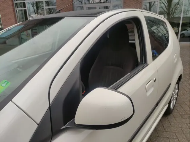 Nissan Pixo 1.0 Look 2013 Benzine 3