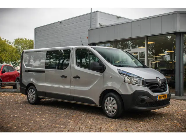 Renault Trafic dCi 95 T29 L2H1 DC Comfort 2016 Diesel