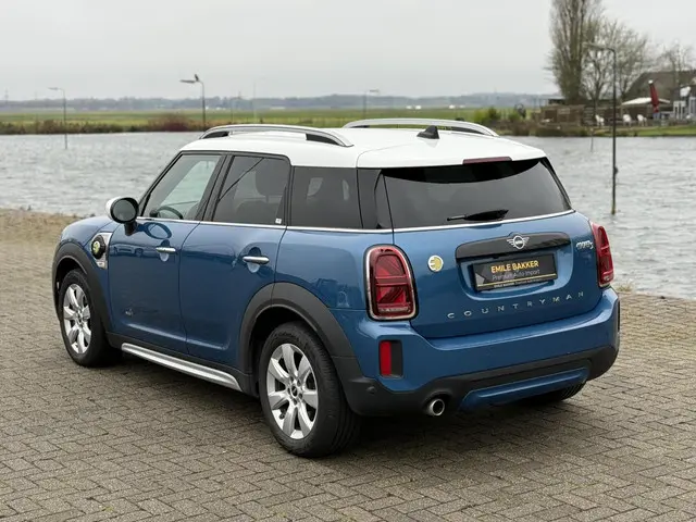 MINI Countryman Cooper S E ALL4 2023 Hybride Benzine 12