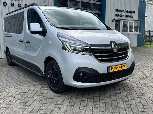 Renault Trafic 2.0 dCi 170 L2H1 DC Luxe 2021 Diesel 28