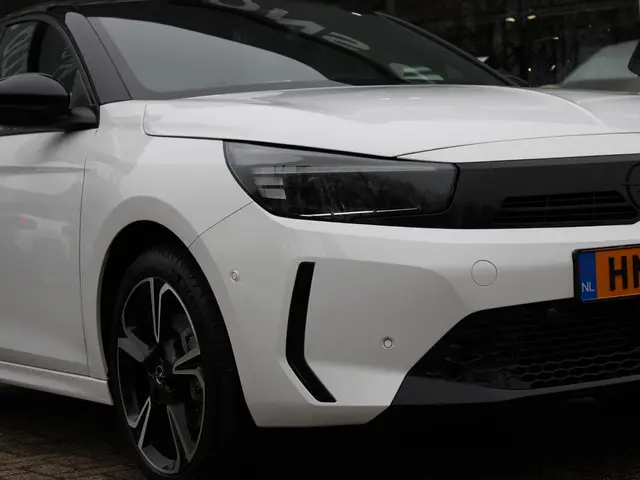 Opel Corsa Hybrid 110 GS 2024 Hybride Benzine 15