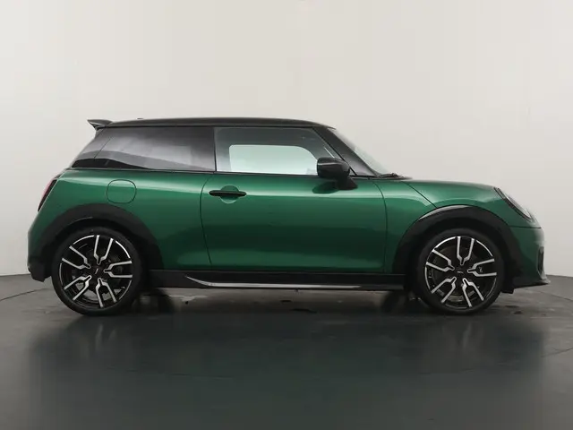 MINI 3-Deurs Cooper C 2025 Benzine 8