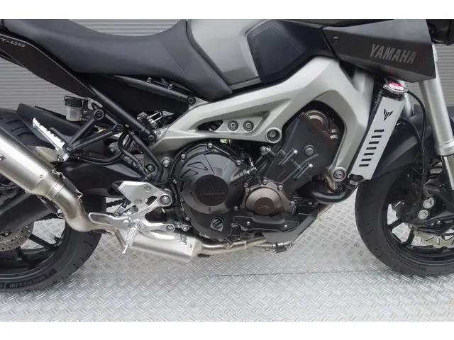 Yamaha MT 09 ABS 2014 Benzine 9