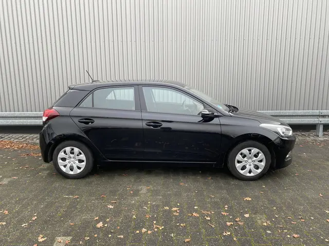 Hyundai i20 1.0 T-GDI Comfort 2018 Benzine 10