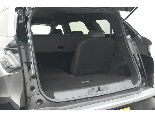 Peugeot 5008 1.2 Hybrid 136 Allure 2025 Hybride Benzine 56