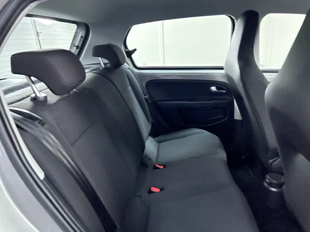 Volkswagen up! 1.0 BMT move up! 2019 Benzine 13