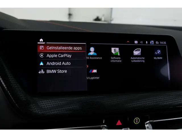 BMW 1 Serie 118i Executive Edition 2020 Benzine 16
