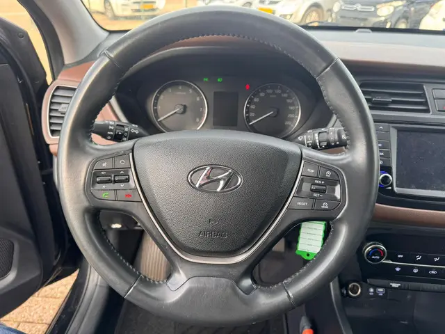 Hyundai i20 1.0 T-GDI Comfort 2019 Benzine 24