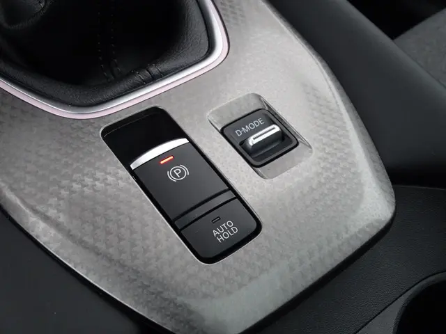 Nissan QASHQAI 1.3 MHEV N-Connecta 2026 Benzine 26