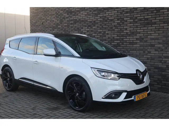 Renault Grand Scénic 1.2 TCe Bose 2017 Benzine 4