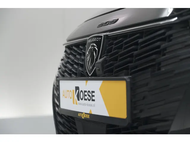 Peugeot 208 PureTech 100 Allure 2024 Benzine 4