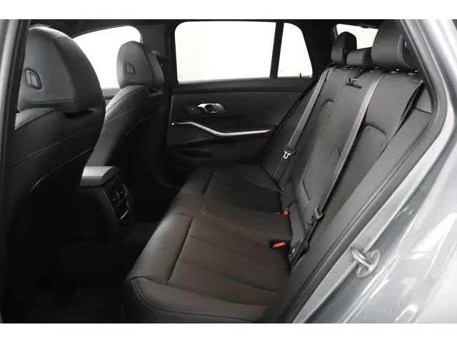 BMW 3 Serie Touring 330e 2025 Hybride Benzine 14