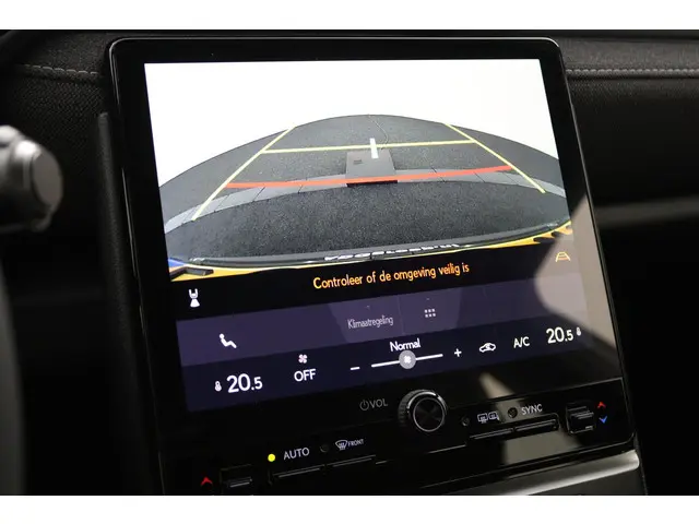 Lexus LBX 2WD 2024 Hybride Benzine 8