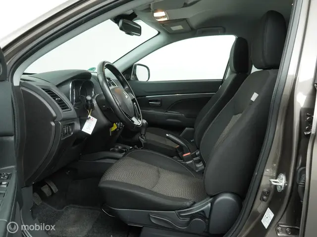 Mitsubishi ASX 1.6 Cleartec Bright 2016 Benzine 10