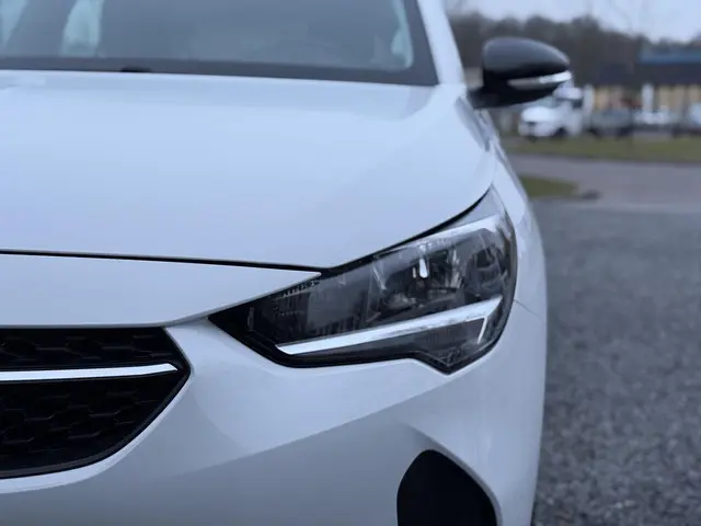 Opel Corsa 1.2 Edition 2021 Benzine 39