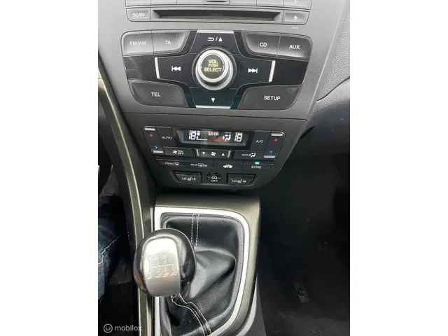 Honda Civic 1.4 Sport Business Edition 2014 Benzine 25