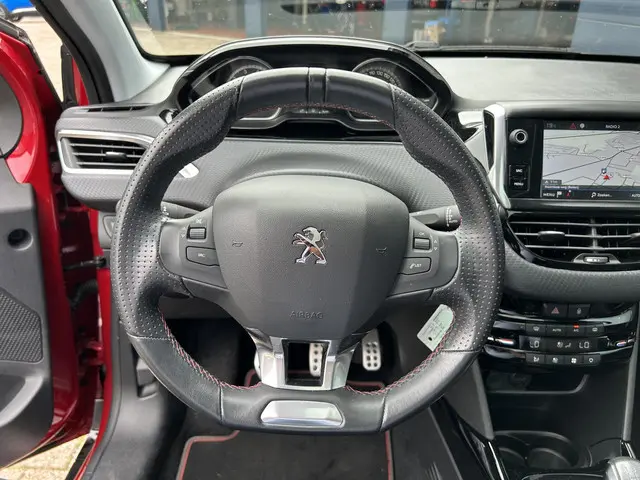 Peugeot 2008 Turbo 110PK GT-line 2018 Benzine 7