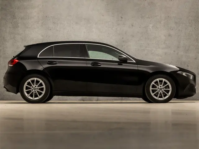 Mercedes-Benz A-Klasse 200 Sport 2019 Benzine 4