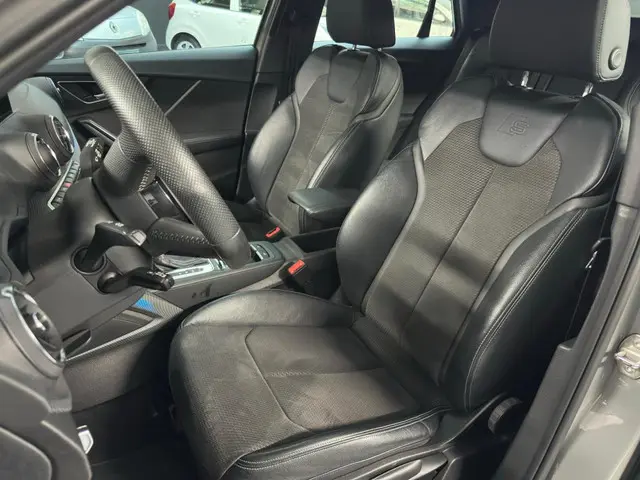 Audi Q2 1.4 TFSI CoD #limited | Nardo | Pano | LED 2018 Benzine 4