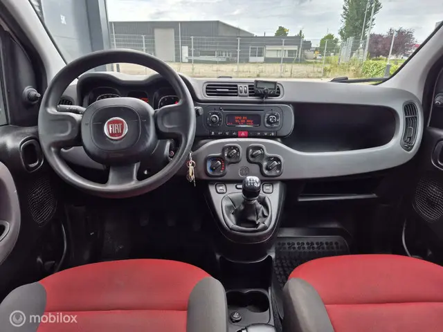Fiat Panda 0.9 TwinAir Edizione Cool AIRCO 2015 Benzine 8