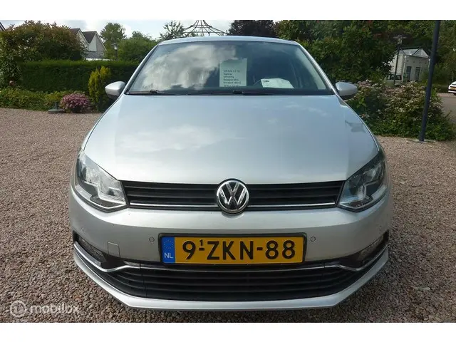 Volkswagen Polo 2