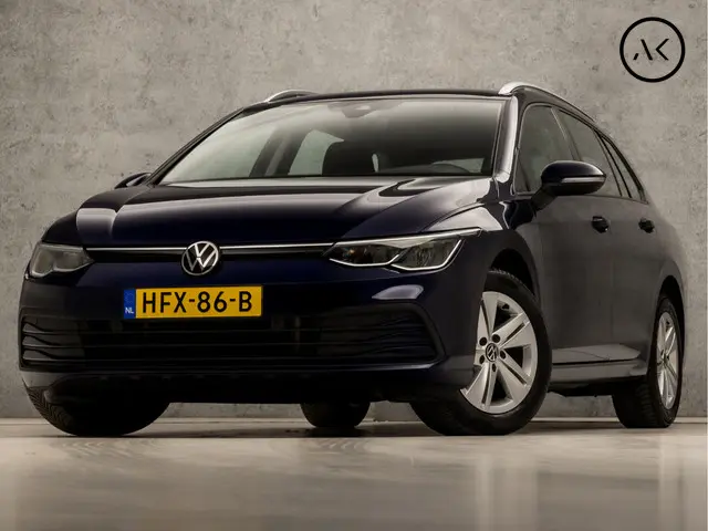 Volkswagen Golf Variant 1.0 TSI Luxury Sport 2022 Benzine