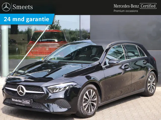 Mercedes-Benz A-Klasse 180 Star Edition 2024 Benzine