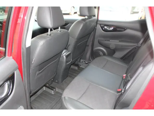 Nissan QASHQAI 1.2 Connect Edition 2015 Benzine 9