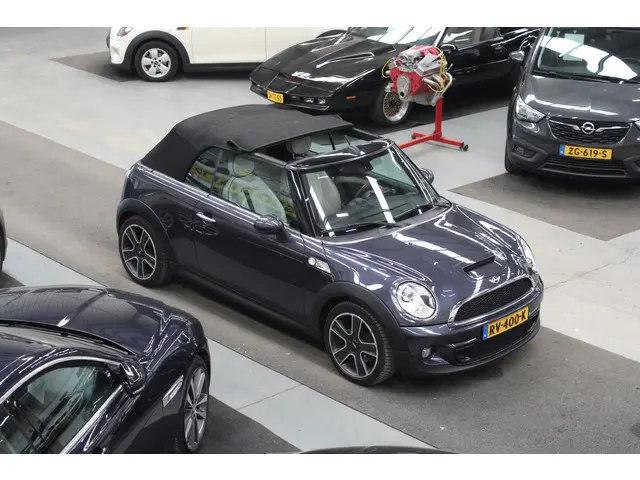 MINI Cooper S Cabrio Mini 1.6 Chili 2013 Benzine 29