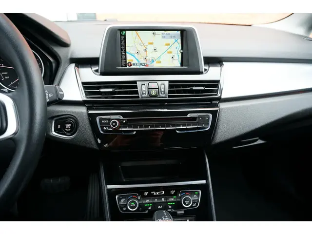 BMW 2 Serie Active Tourer 220i Sport 2015 Benzine 26