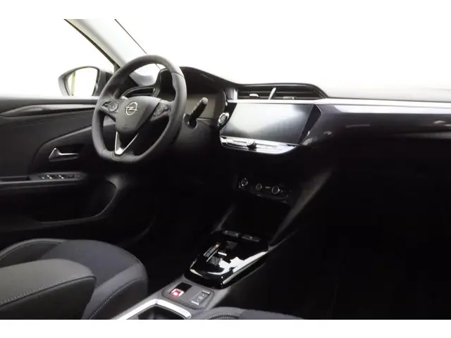 Opel Corsa 1.2 Level 3 2023 Benzine 3