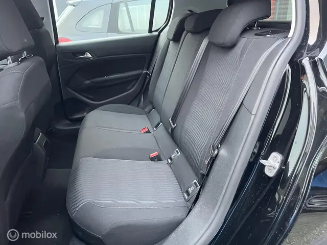 Peugeot 308 1.2 VTi Active 2013 Benzine 7