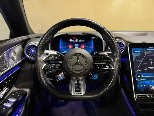 Mercedes-Benz SL Roadster AMG 43 2022 Hybride Benzine 30