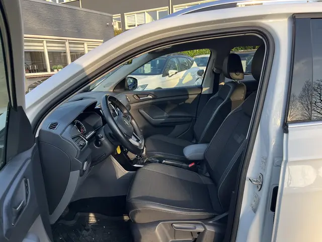 Volkswagen T-Cross 1.0 TSi DSG BLACK DESIGN 2020 Benzine 10