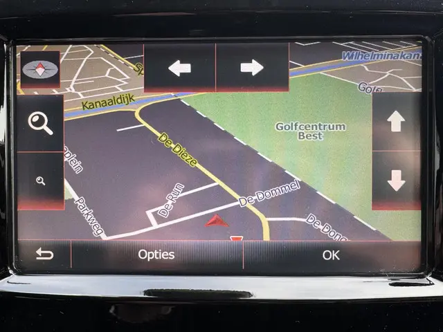 Renault Clio Estate 0.9 TCe Limited 2016 Benzine 25