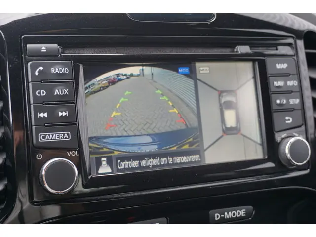 Nissan Juke 1.2 DIG-T S/S Connect Edition 2015 Benzine 19