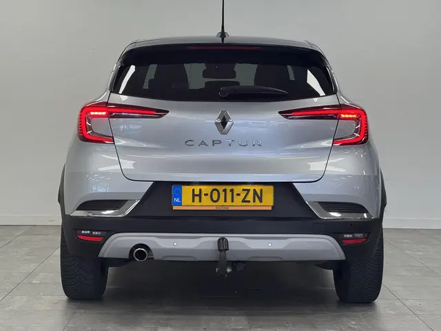 Renault Captur 1.0 TCe 100 Intens 2020 Benzine 24