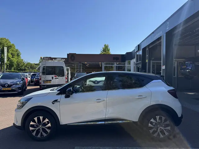 Renault Captur 1.3 TCe 140pk EDC Techno 2024 Benzine 9