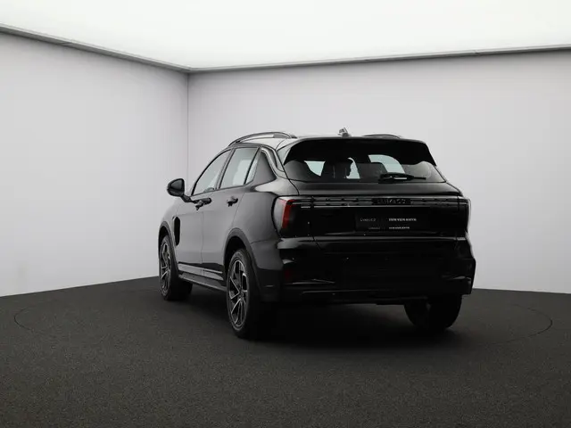 Lynk & Co 01 1.5 Core 2025 Hybride Benzine 6