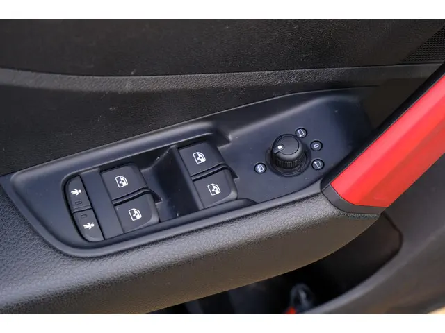 Audi Q2 30 TFSI Sport Aut. Navi|Clima|LMV 2019 Benzine 22