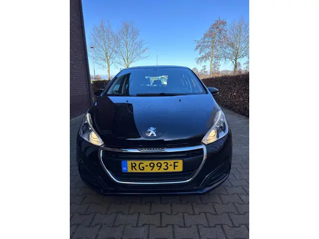 Peugeot 208 1.2 PureTech Active 2017 Benzine 7