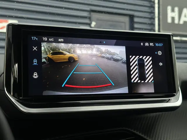 Peugeot 2008 1.2 PureTech 100 Allure 2024 Benzine 17